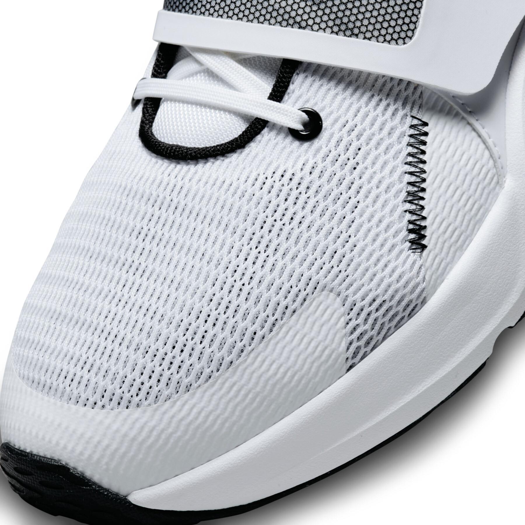 Sapatos de treino cruzado Nike Renew Retaliation 4